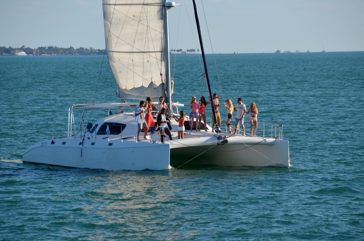 Catamaran Rental In Miami Fort Lauderdale Fl Sunshine Boating