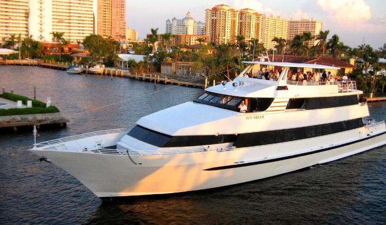 yacht parties in miami florida